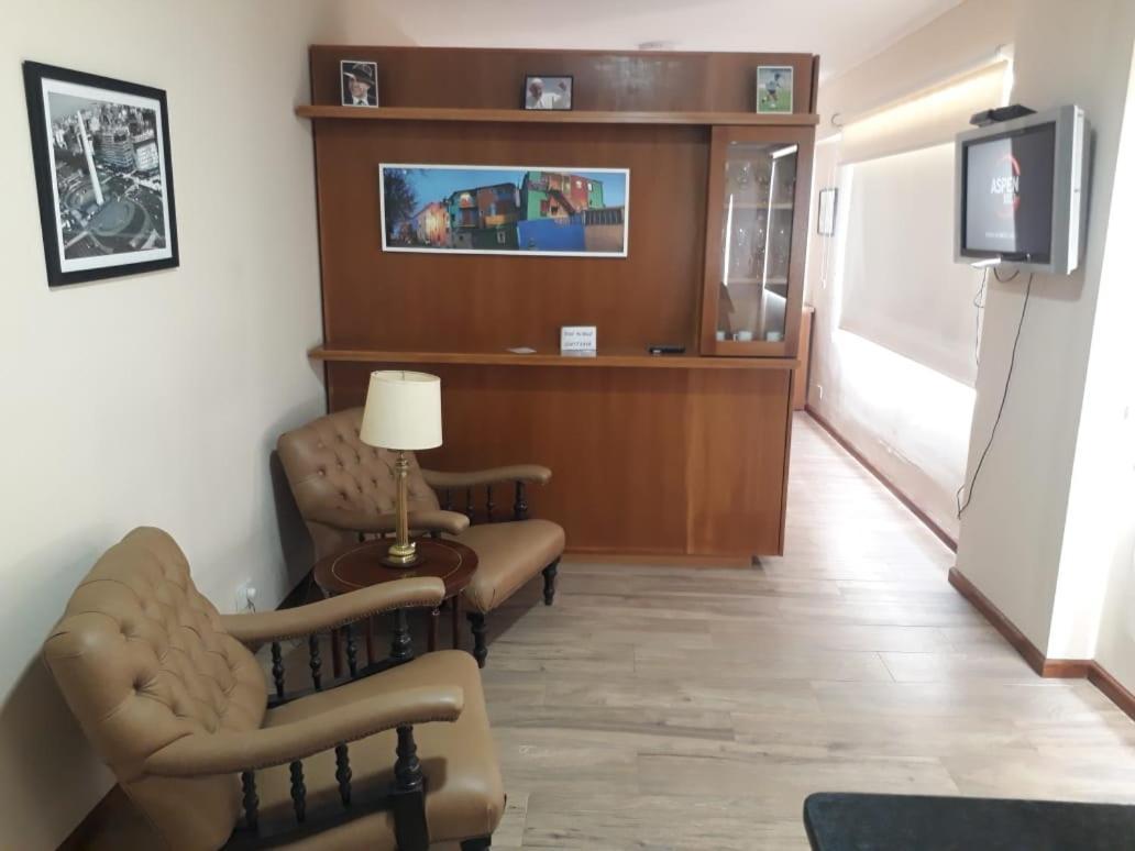 4 Ventanales Sobre La Avenida Corrientes Apartamento Buenos Aires Exterior foto