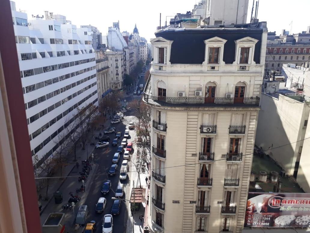 4 Ventanales Sobre La Avenida Corrientes Apartamento Buenos Aires Exterior foto
