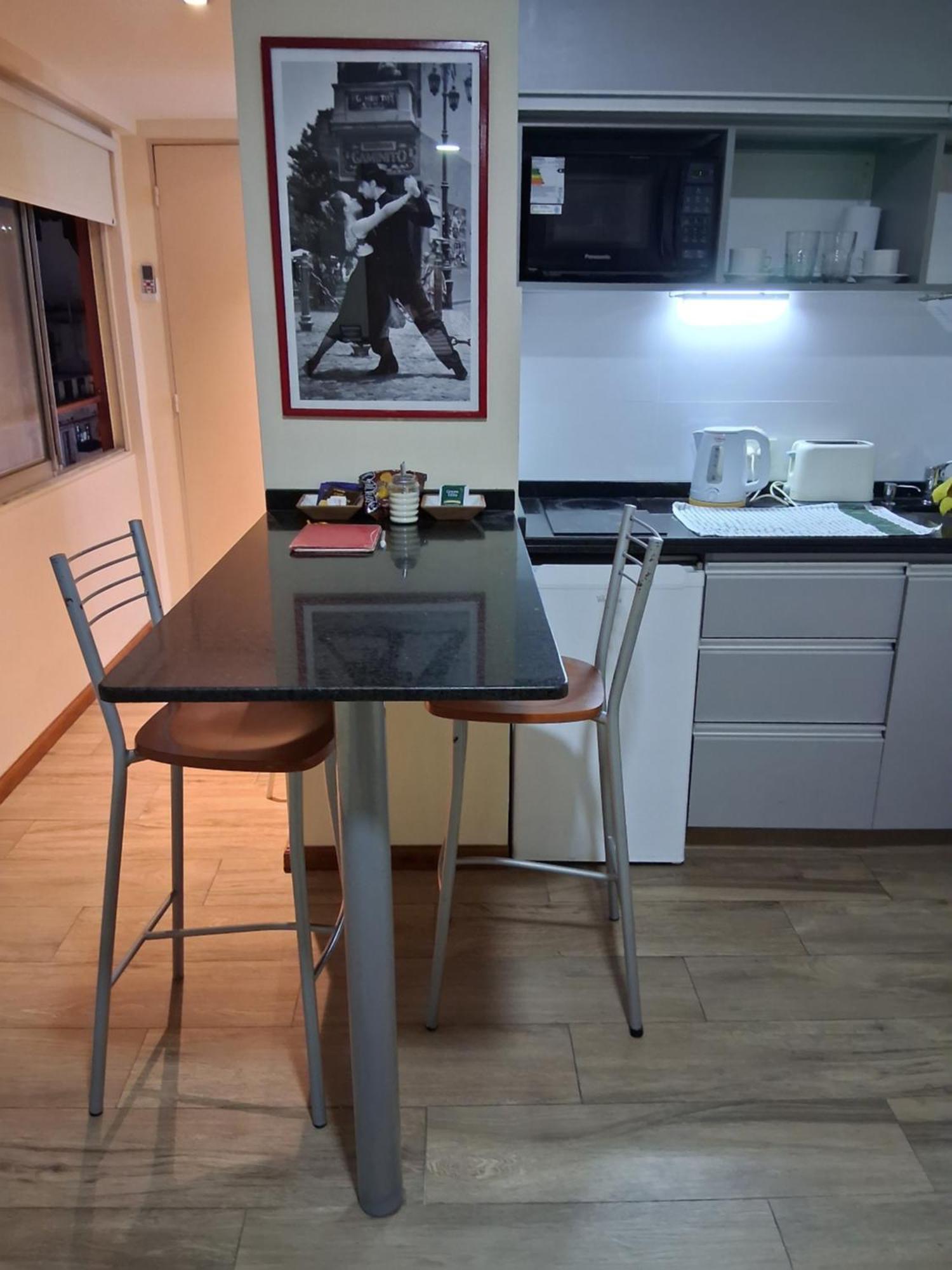 4 Ventanales Sobre La Avenida Corrientes Apartamento Buenos Aires Exterior foto